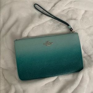Large coach wristlet..  S A L E  😘